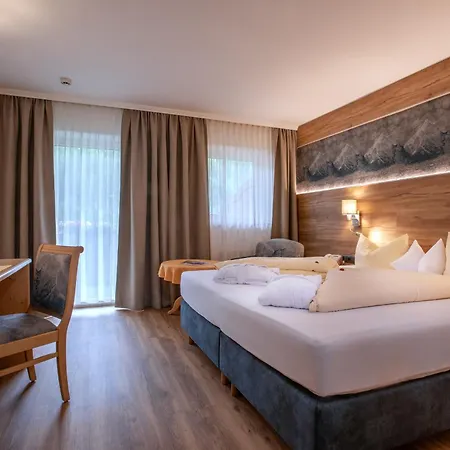 Glockenstuhl 4*