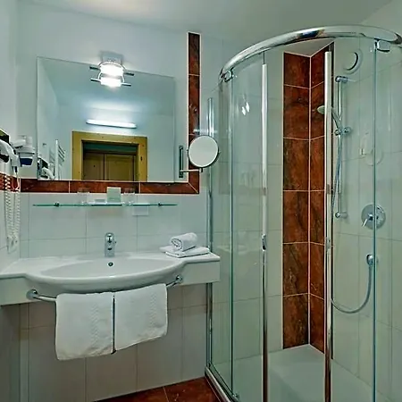 Hotel Glockenstuhl 4*