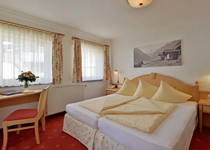 Hotell Glockenstuhl 4*