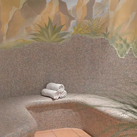 Glockenstuhl מלון 4*