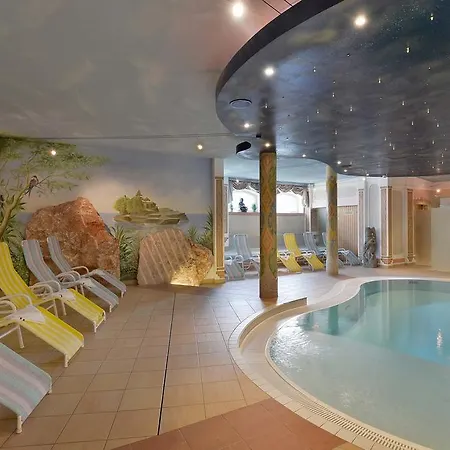 Glockenstuhl 4* גרלוס